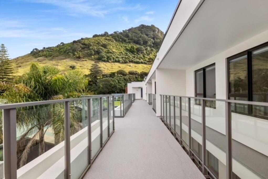 Luxury Beach Escape - 6 Adams Ave Mt Maunganui マウント・マウンガヌイ エクステリア 写真