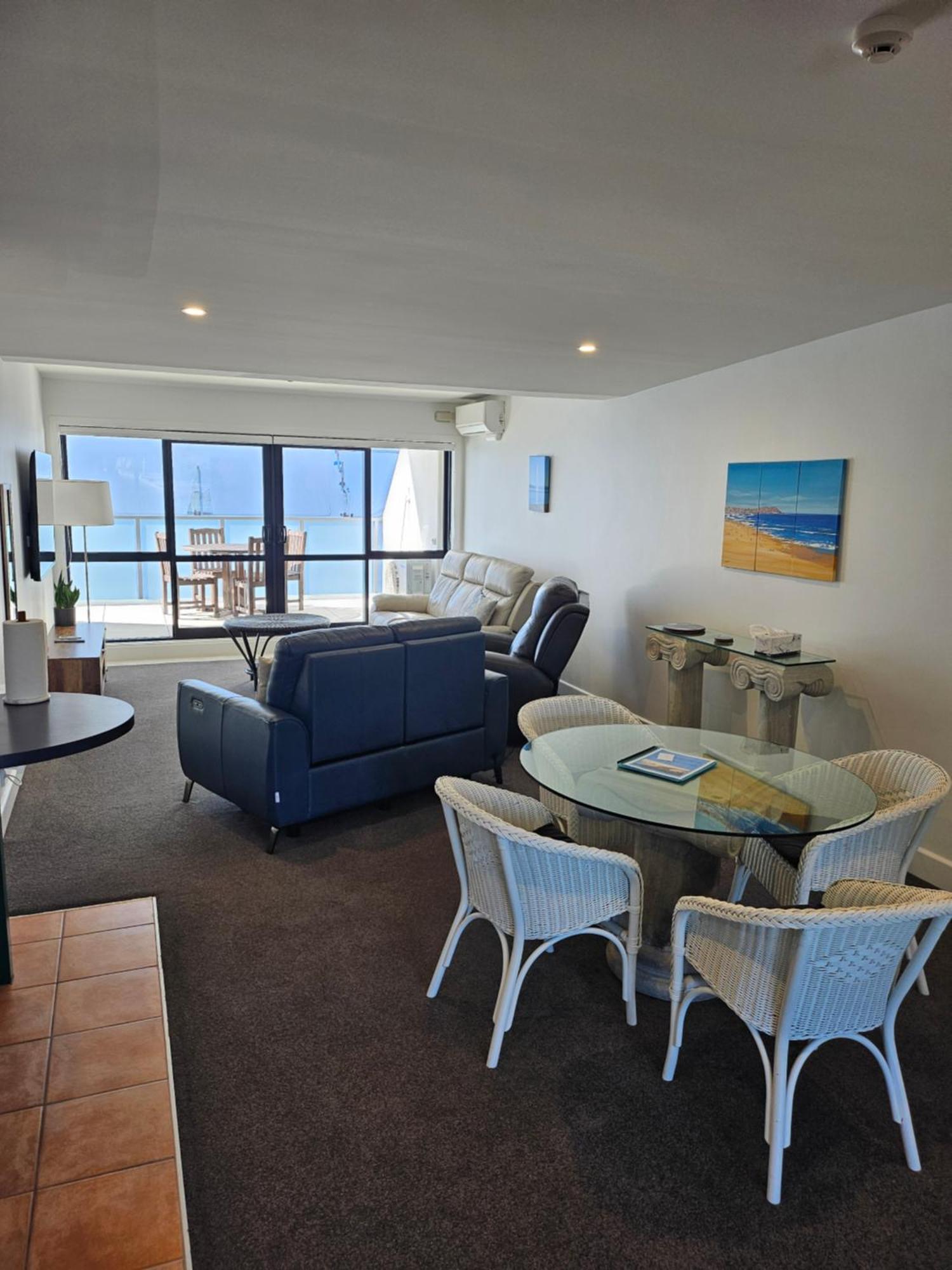 Luxury Beach Escape - 6 Adams Ave Mt Maunganui マウント・マウンガヌイ エクステリア 写真
